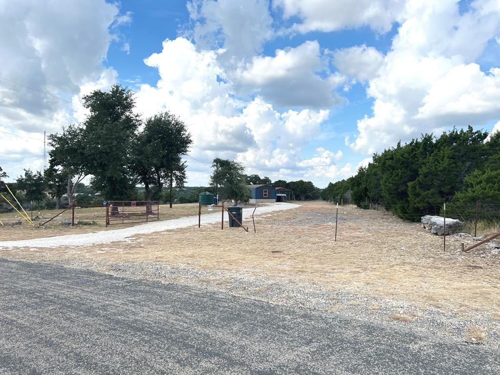 main property photo 41