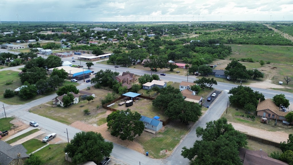 main property photo 26
