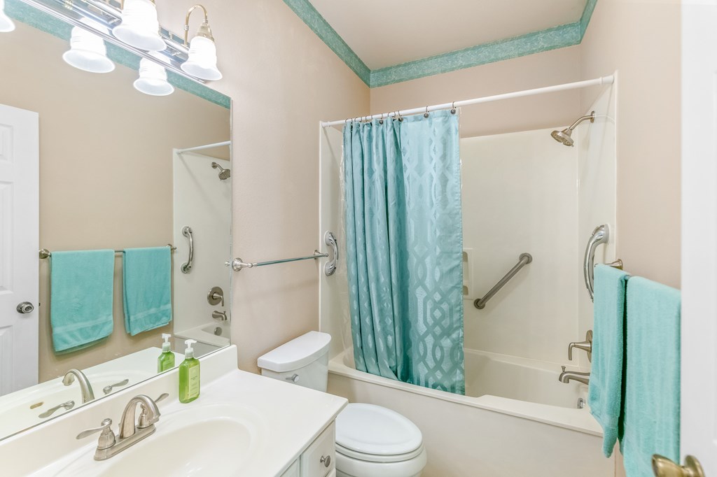 main property photo 17