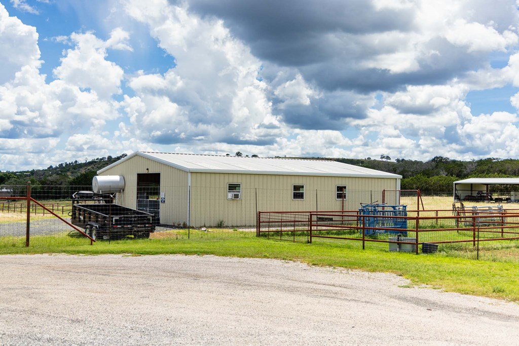 main property photo 49