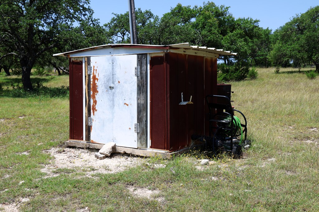 main property photo 12