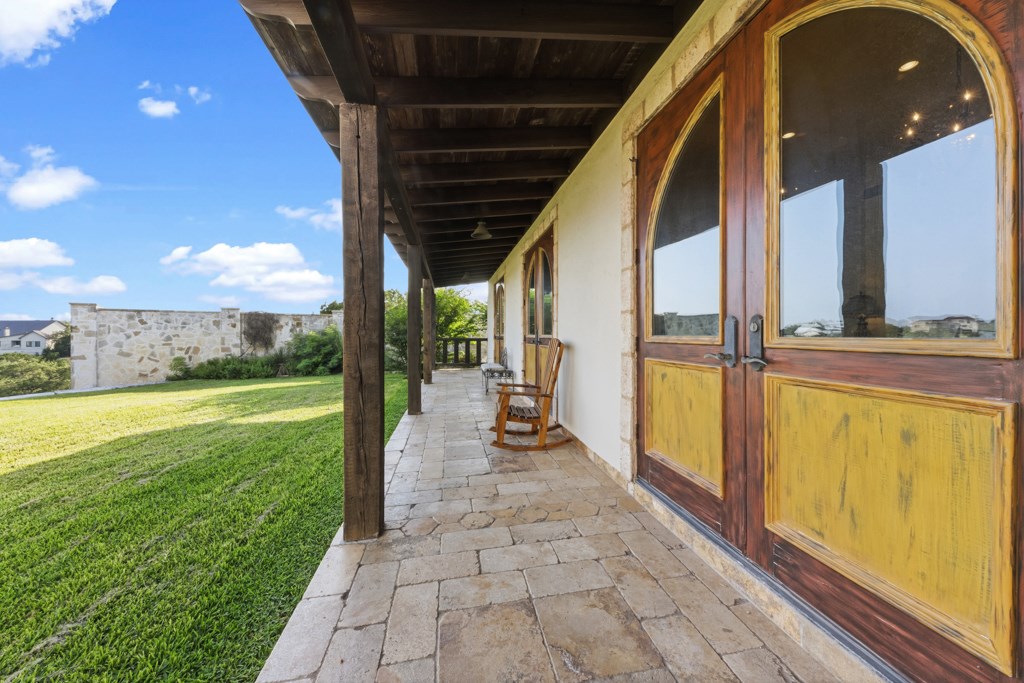 main property photo 23