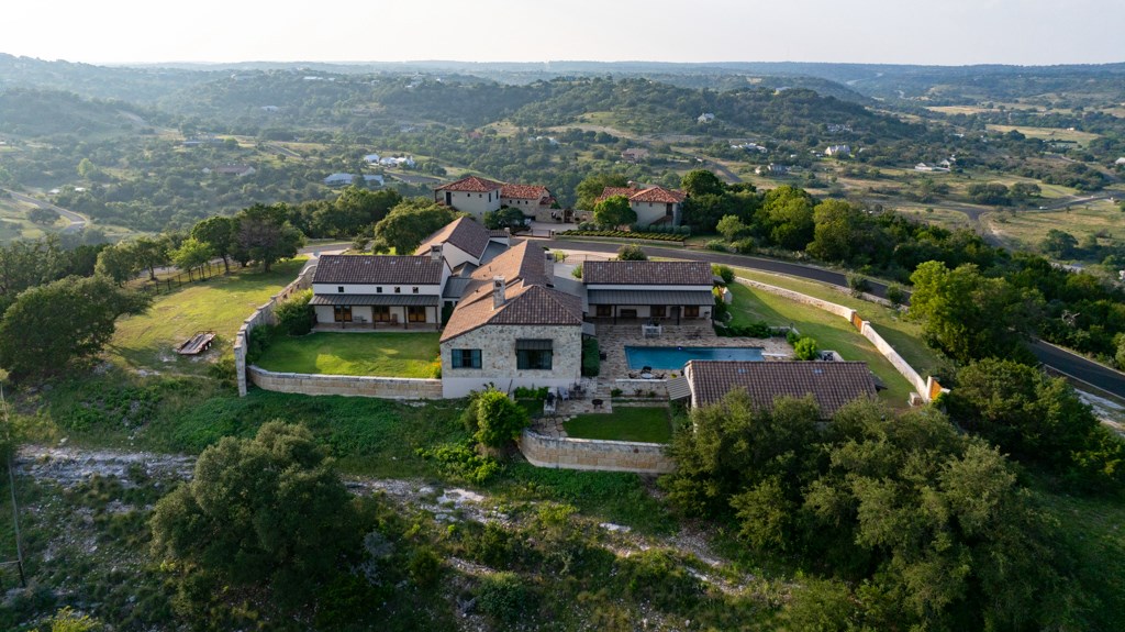 main property photo 44