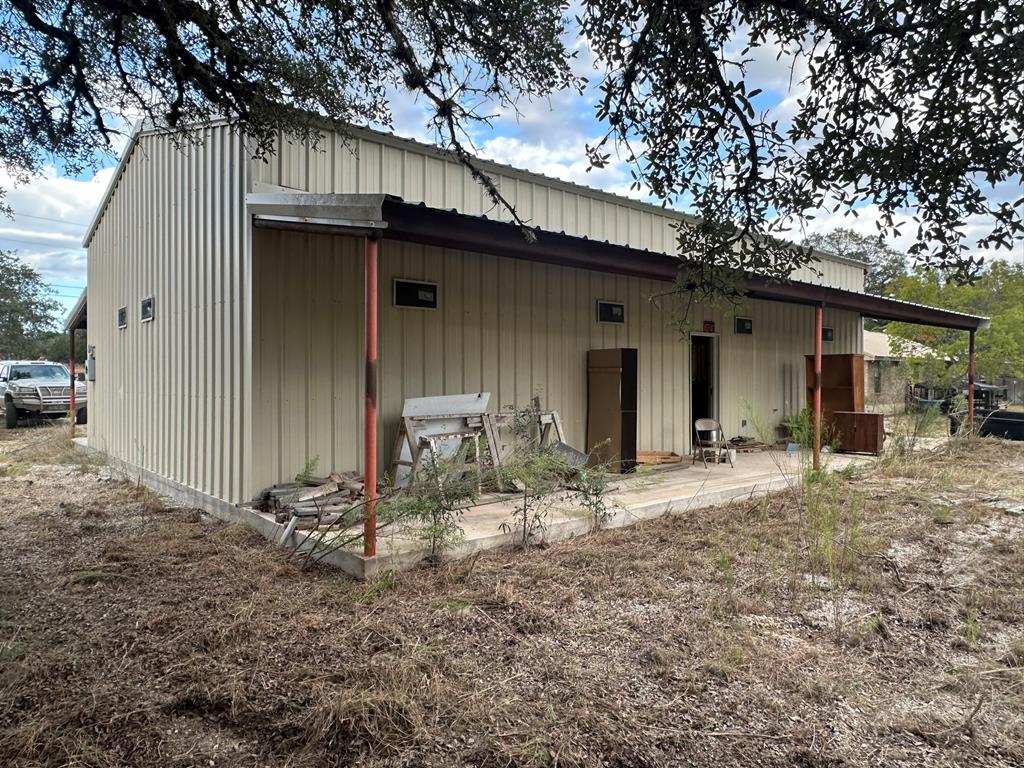 main property photo 5