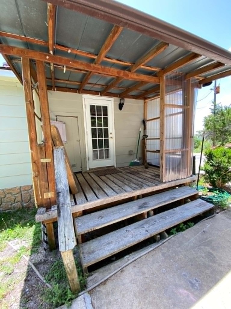 main property photo 17