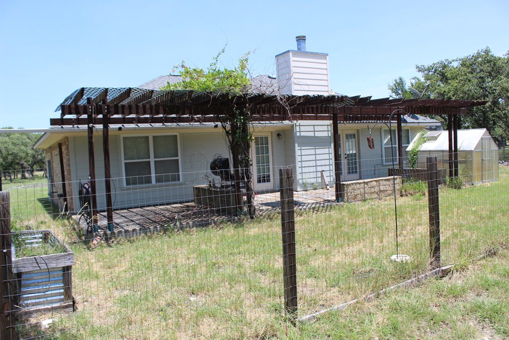 main property photo 17