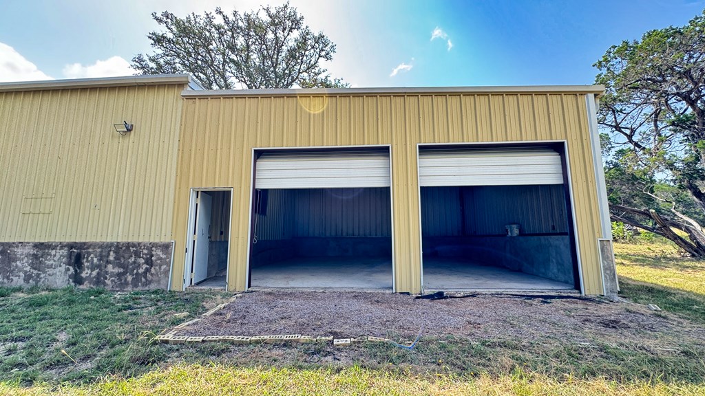 main property photo 38