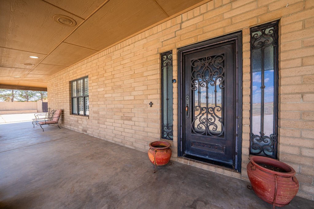 main property photo 4