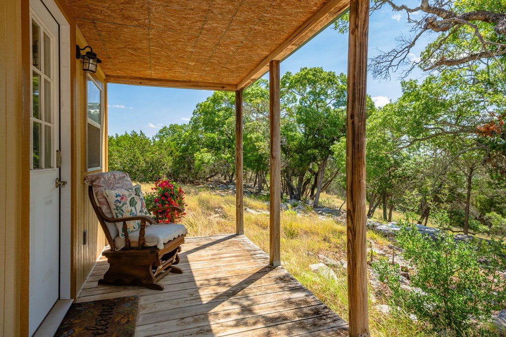 main property photo 19