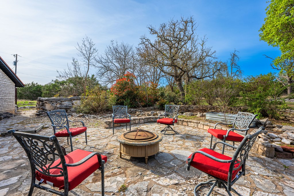 main property photo 25