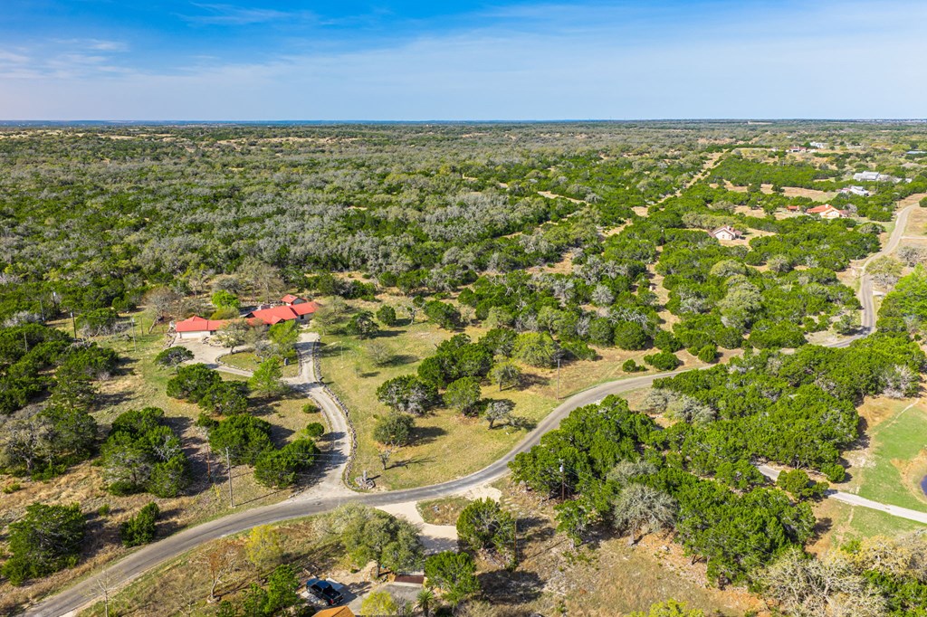 main property photo 34