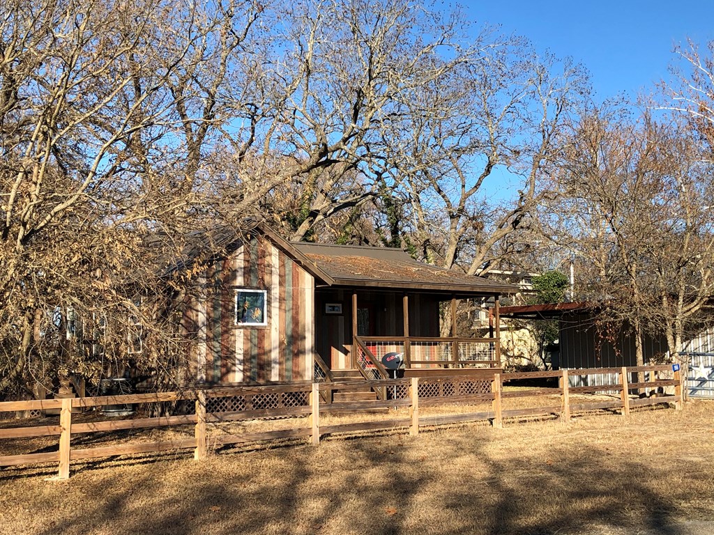 main property photo 12