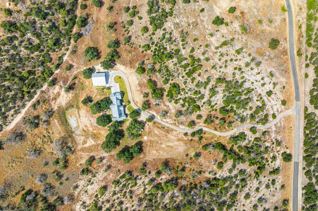 main property photo 41