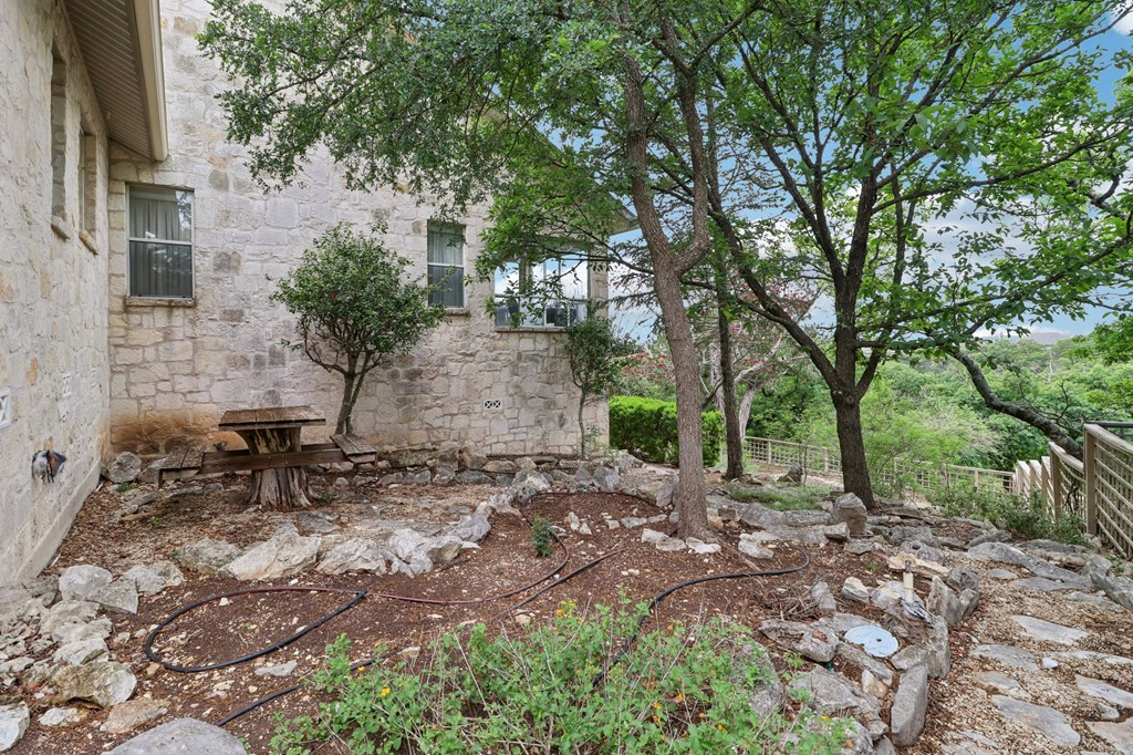 main property photo 36