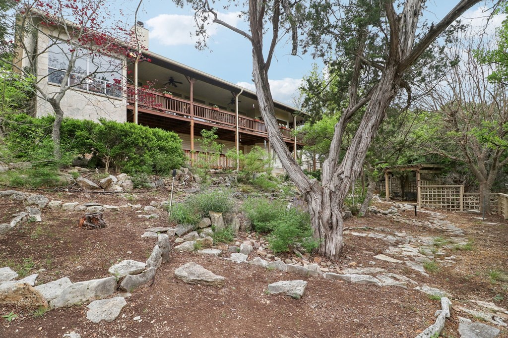 main property photo 41