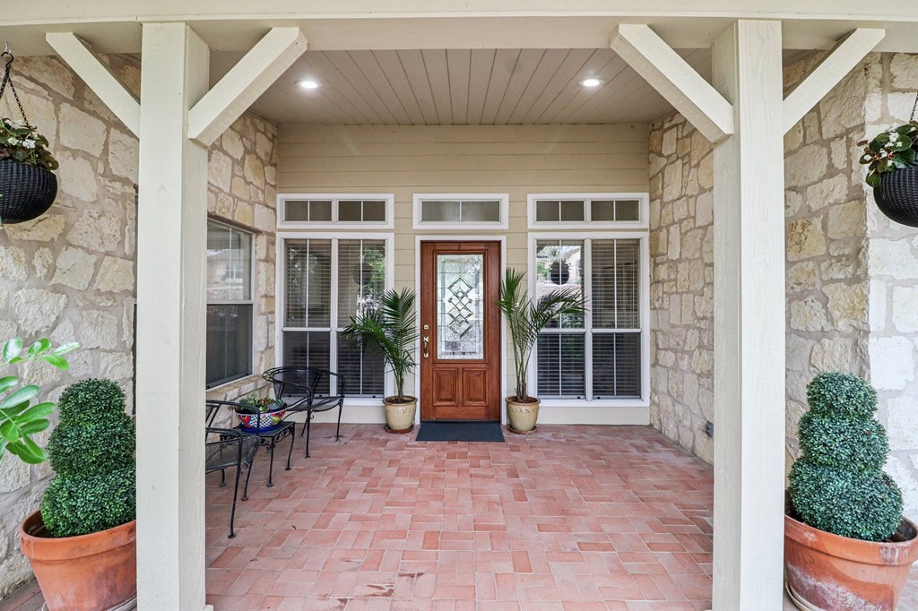 main property photo 9