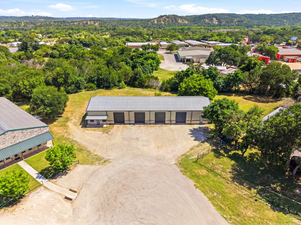 main property photo 33