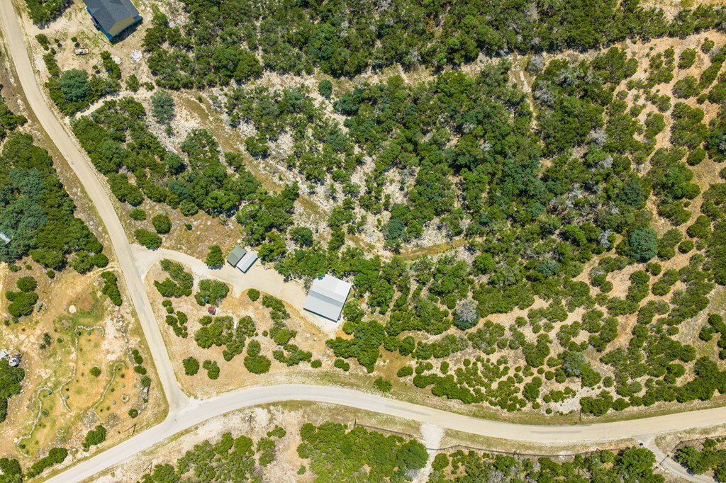 main property photo 34