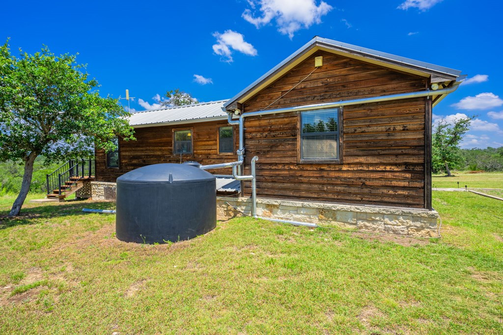 main property photo 22