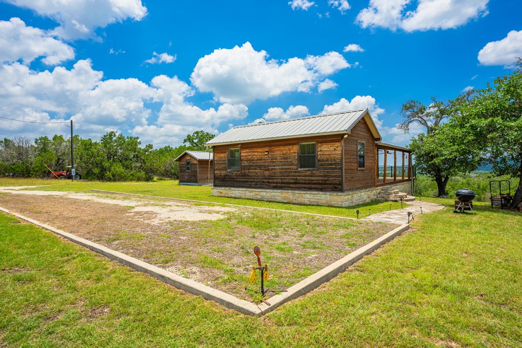 main property photo 24