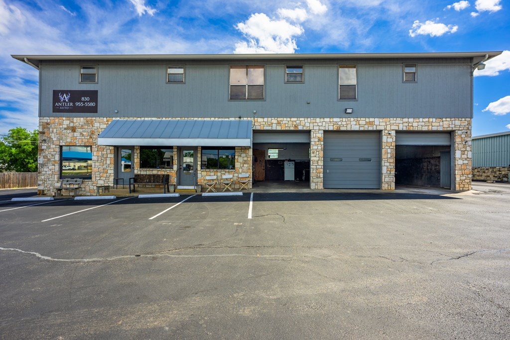 main property photo 16