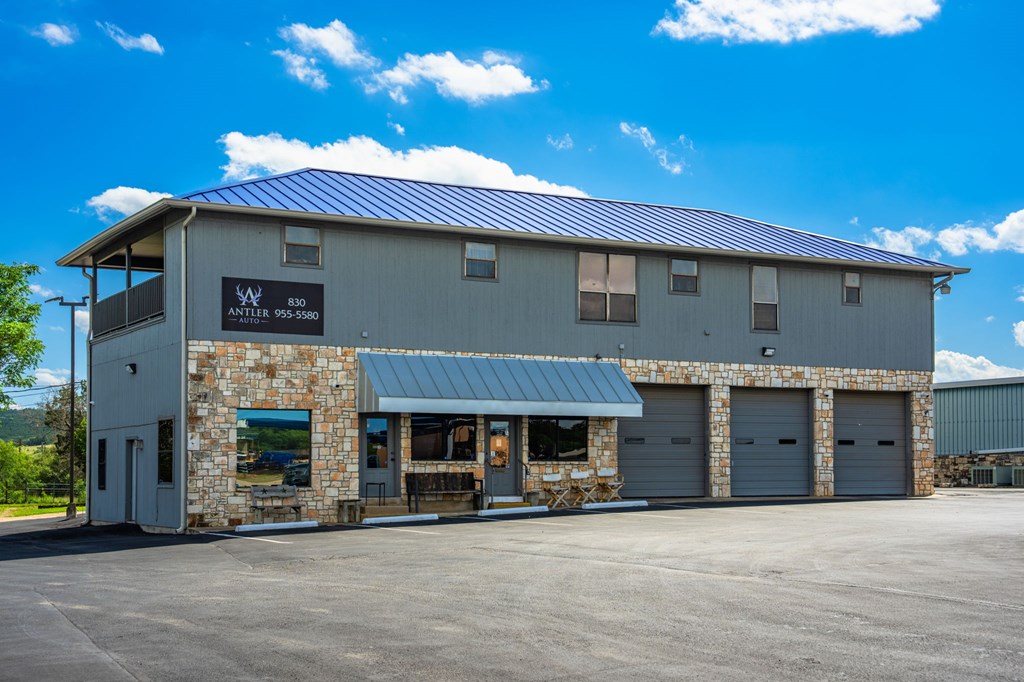 main property photo 2