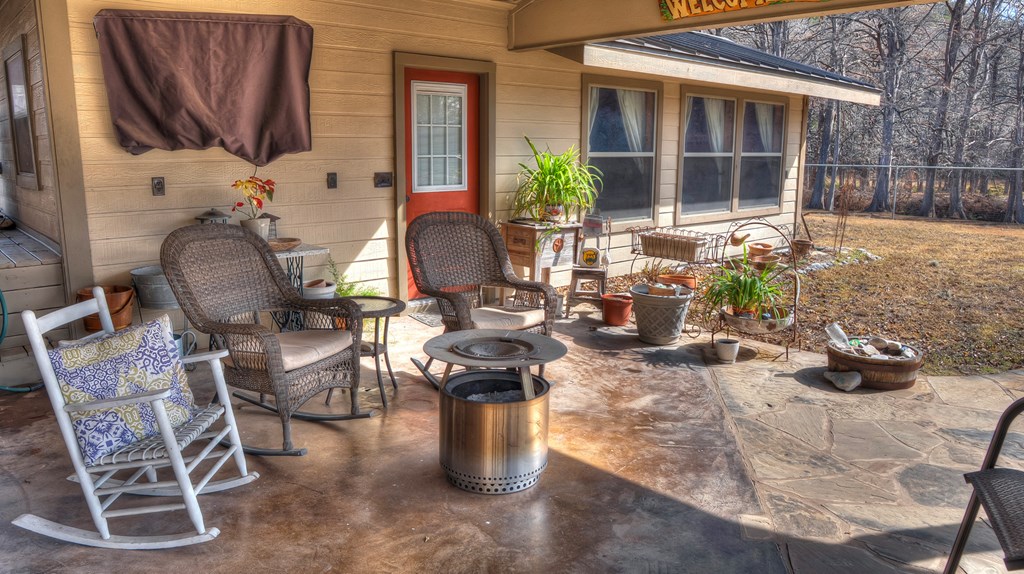 main property photo 34