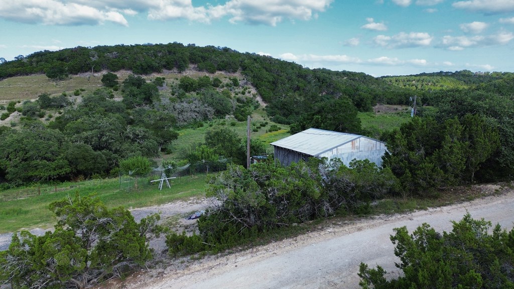 main property photo 30