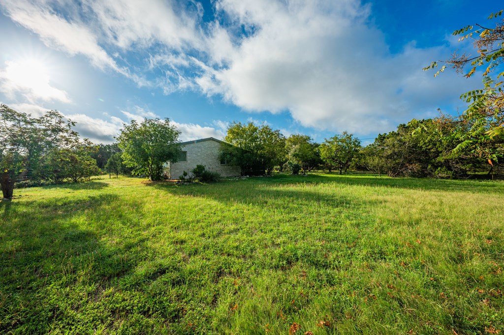 main property photo 33