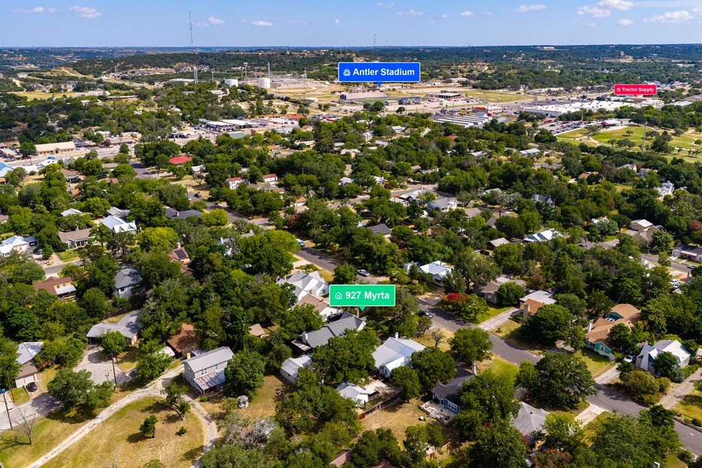 main property photo 35