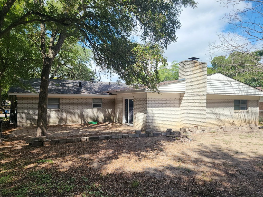 main property photo 24