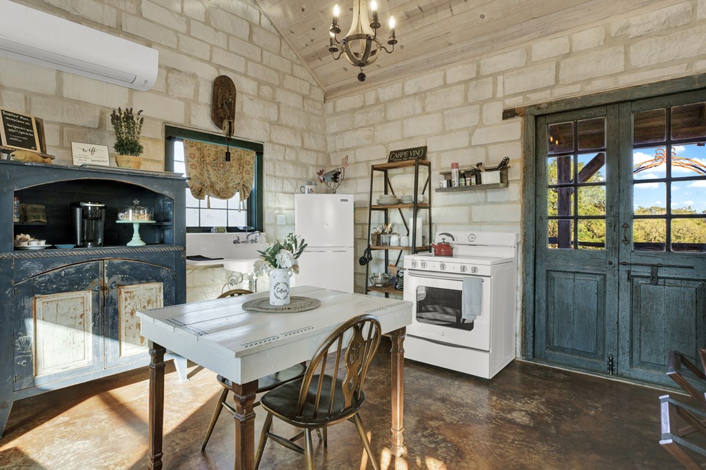 main property photo 76