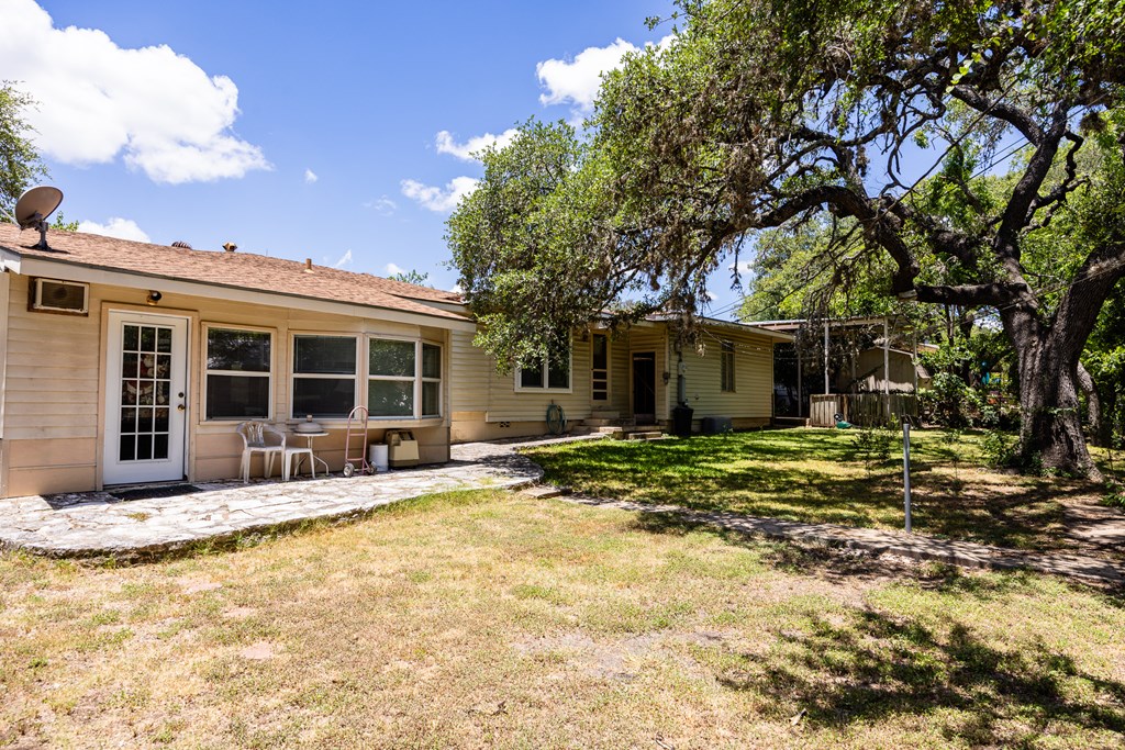 main property photo 15