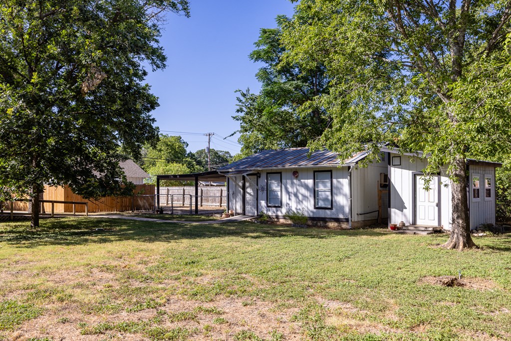 main property photo 38