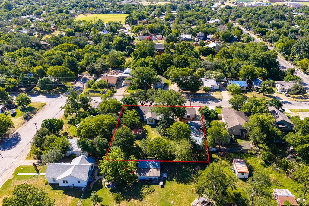 main property photo 43