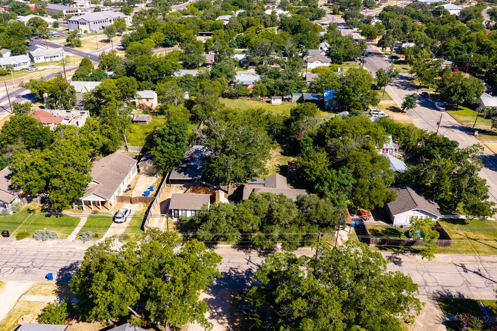 main property photo 47