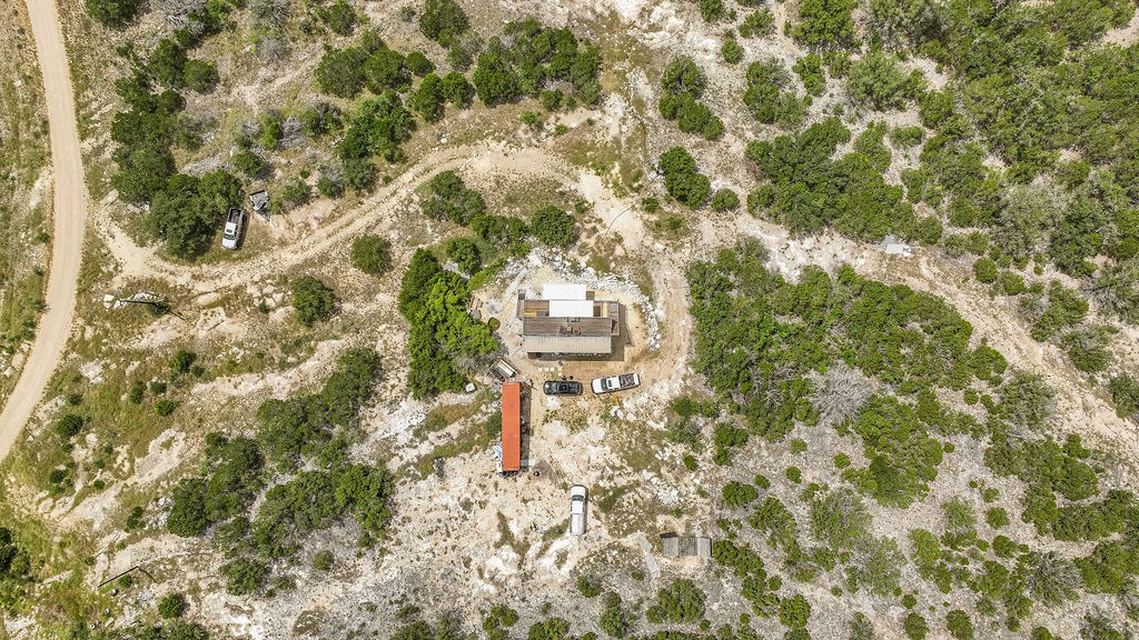 main property photo 22