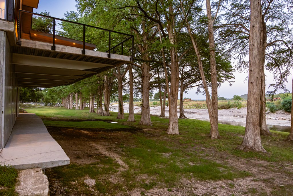 main property photo 38