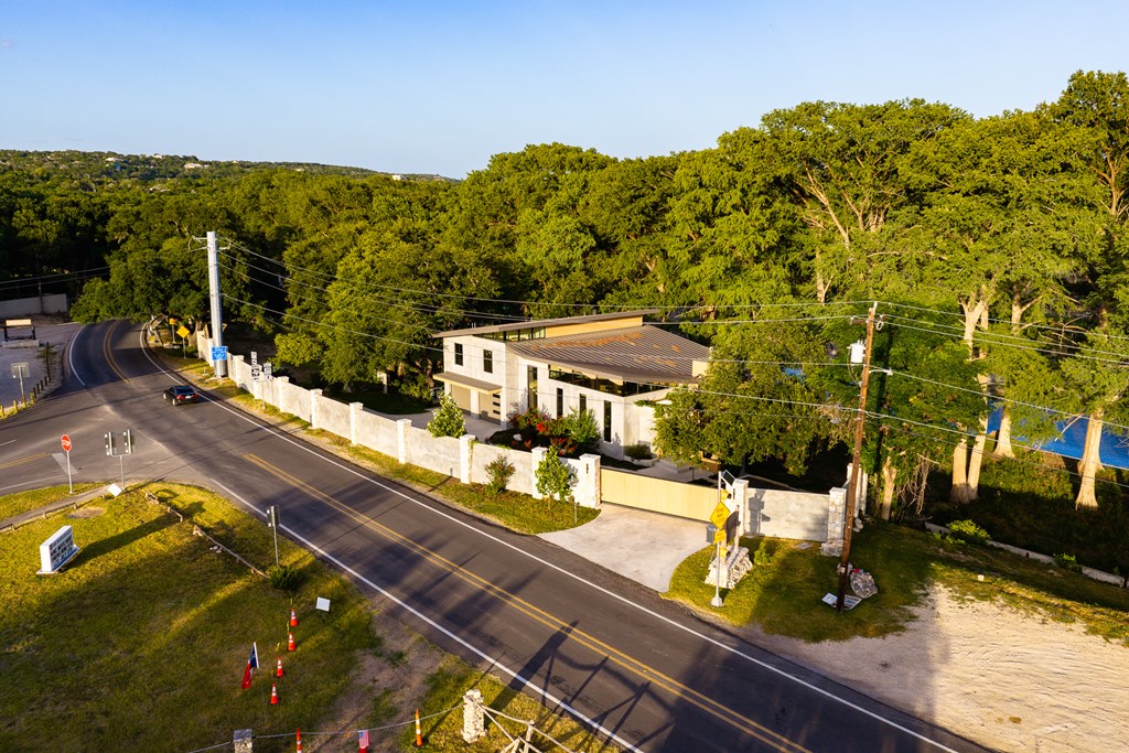 main property photo 49