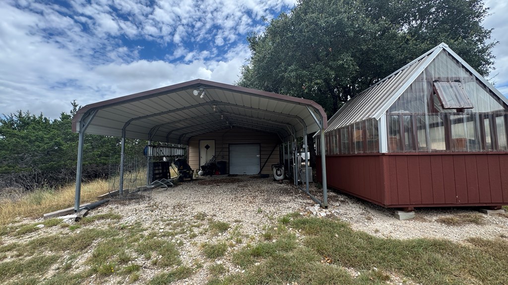 main property photo 38