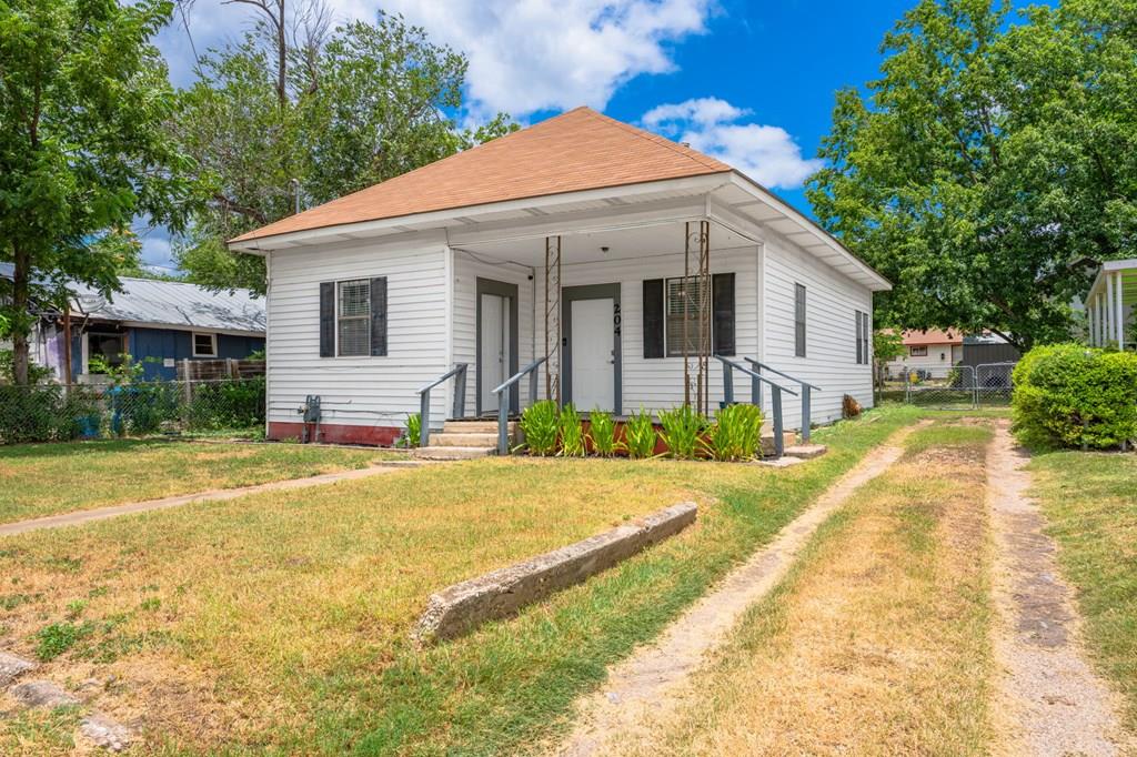 main property photo 0