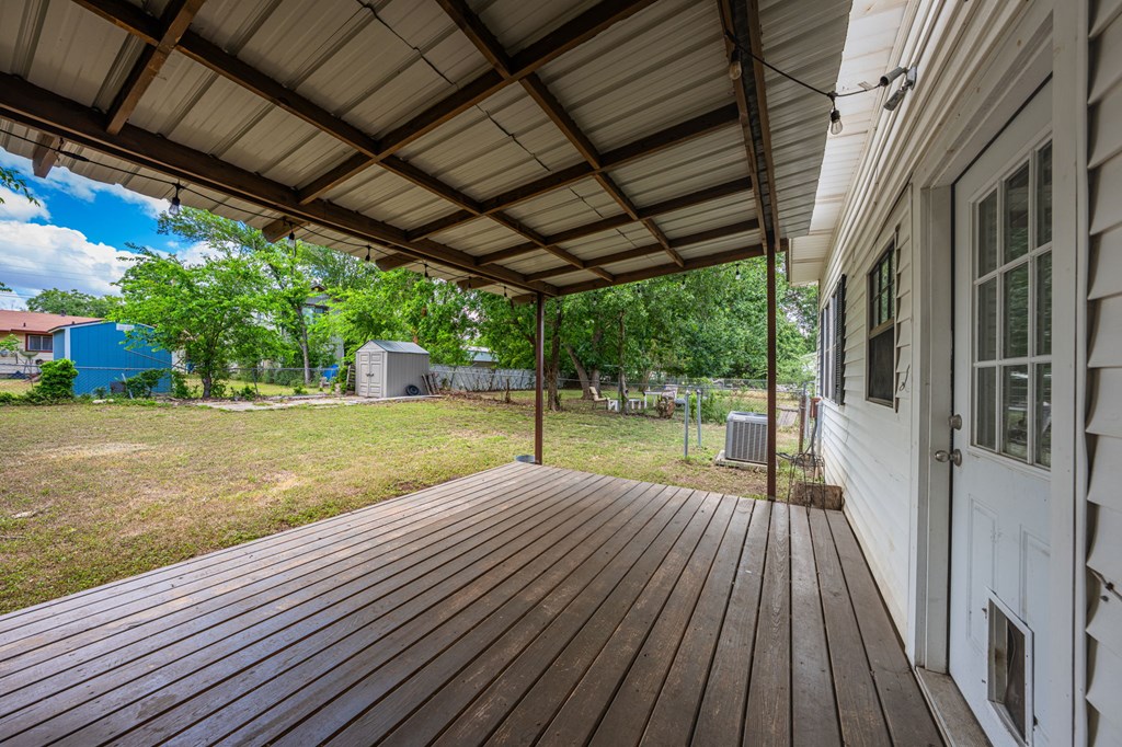 main property photo 13