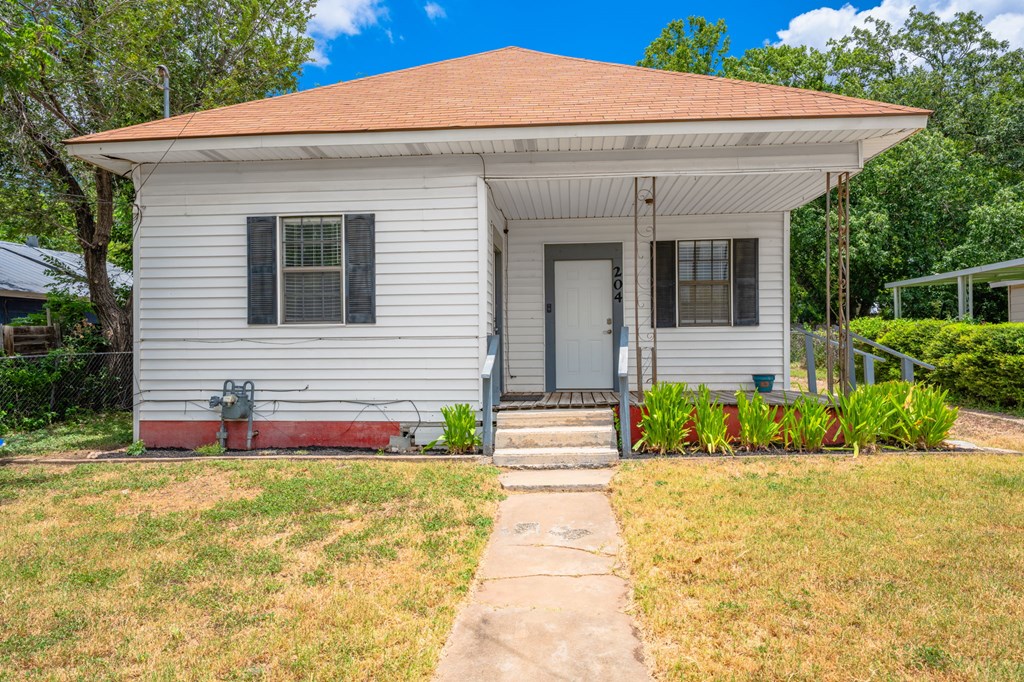 main property photo 20