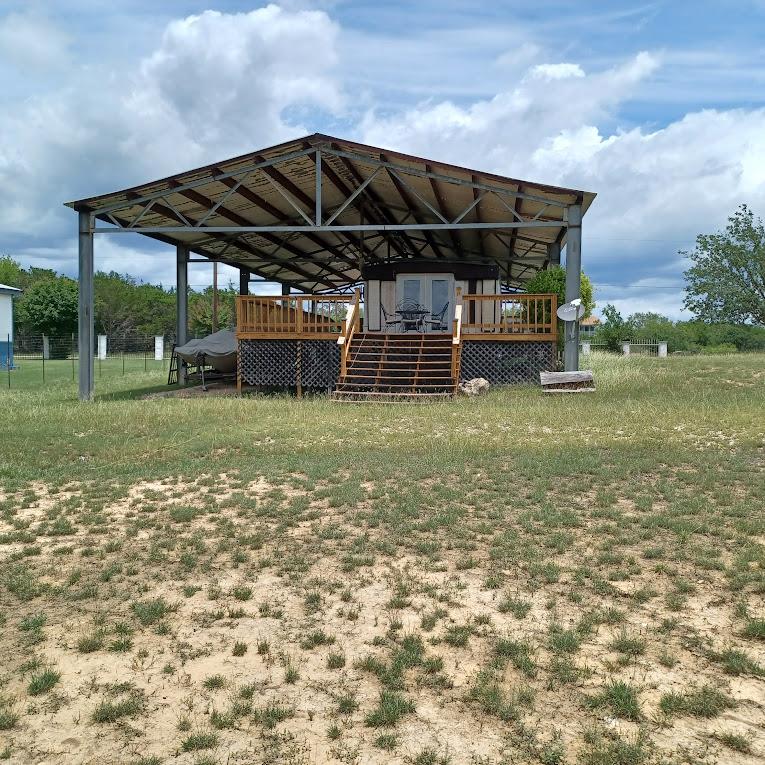 main property photo 18