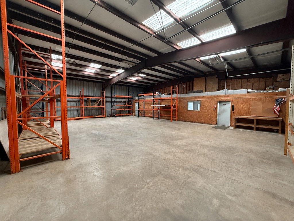 main property photo 15