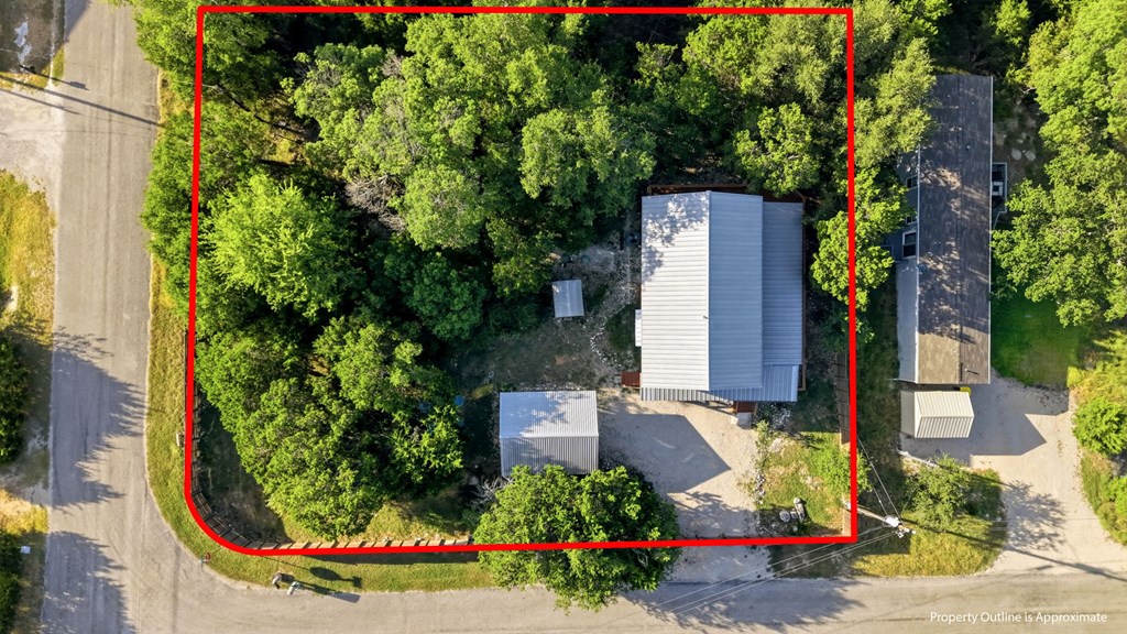 main property photo 41