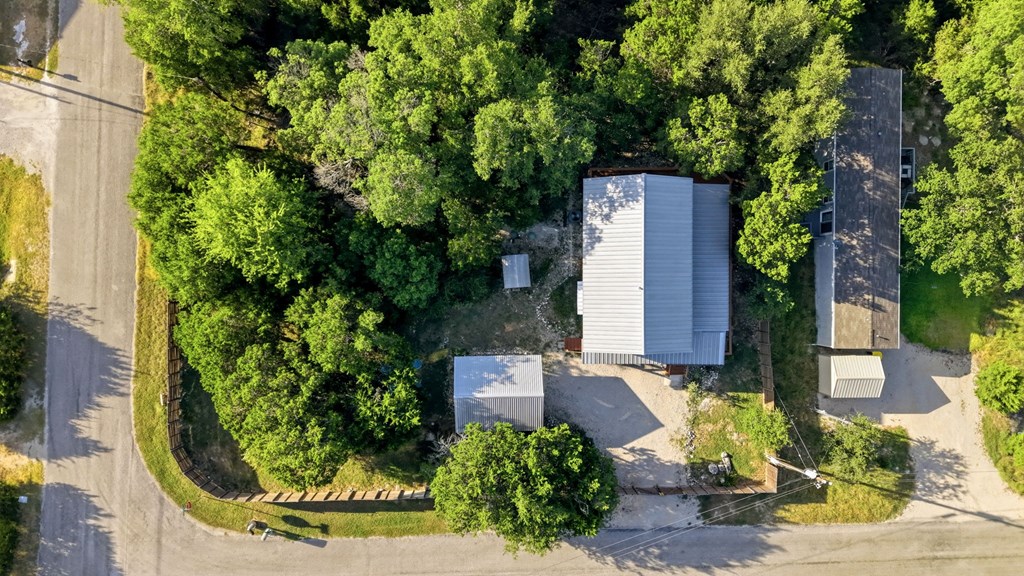 main property photo 42
