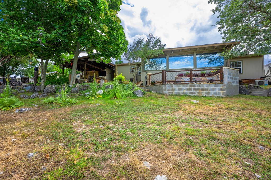 main property photo 16