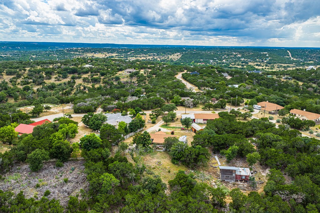 main property photo 31