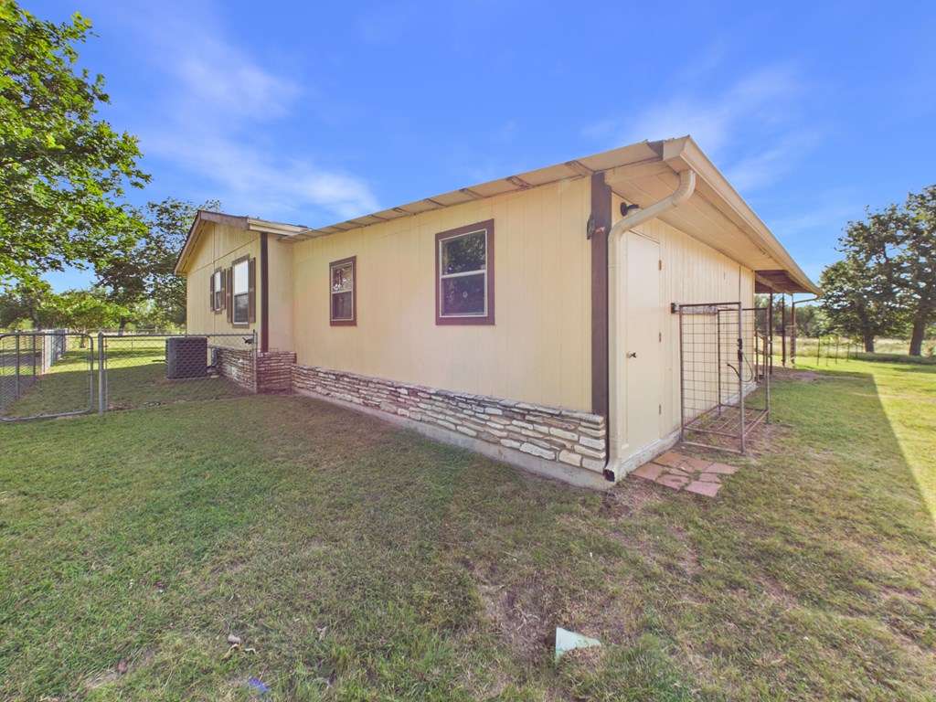 main property photo 7